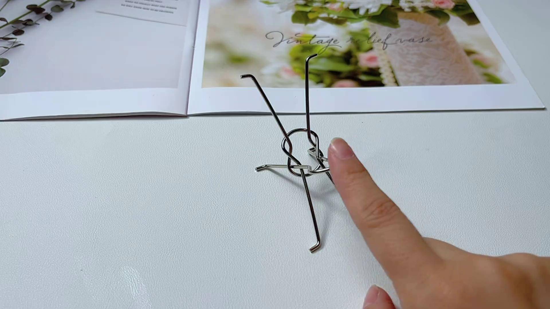 燕尾夹做个简易发射器,瞄准射击太好玩啦 手工diy 我的手工日常