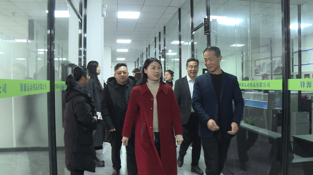 新春慰问助复工 奋力冲刺“开门红”_企业_周丽_发展