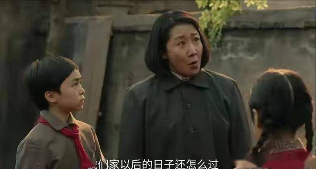 大老汤的恶行：欺负何常胜及其背后隐情，何常胜遭欺压：大老汤拉帮结派的霸凌行为