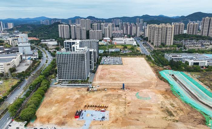 广州2025高质量发展大会:GDP被重庆超越后,如何打工业翻身仗? 广州2025高质量发展大会:GDP被重庆超越后,如何打工业翻身仗?