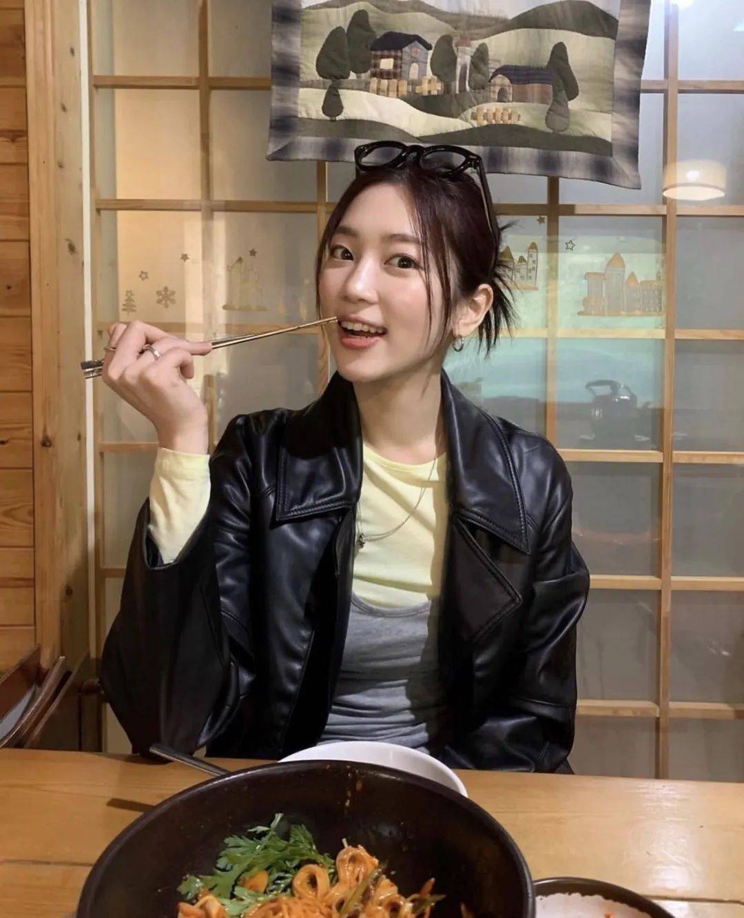 这几个爆火扎发太减龄了今年的发型就照着美吧