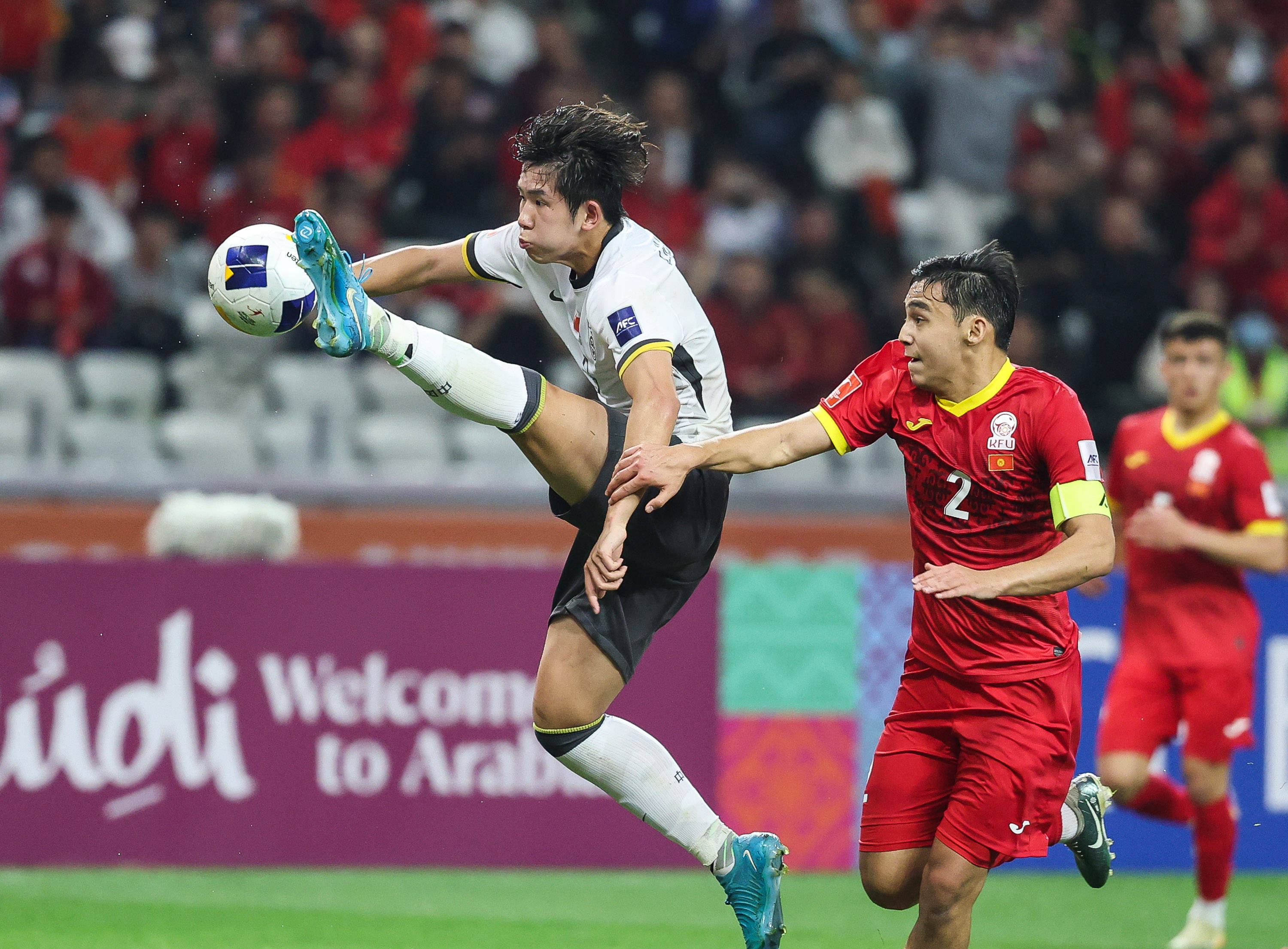 U20亚洲杯|中国队5:2大胜进八强 追平近20年最好成绩