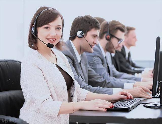 人工客服这一卑微的岗位被ai挤下岗