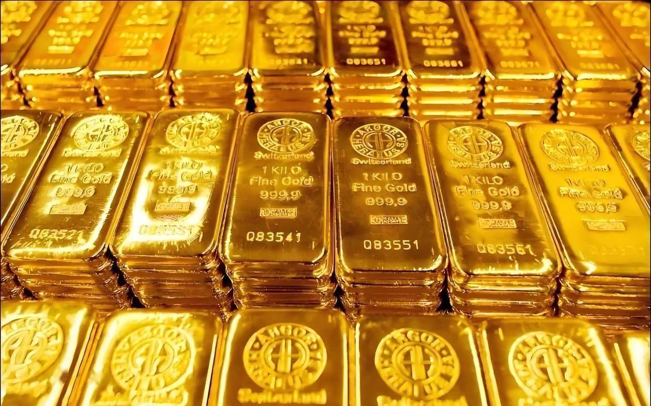 高盛看好黄金未来！央行购金热与政策不确定性推高金价预期_搜狐网