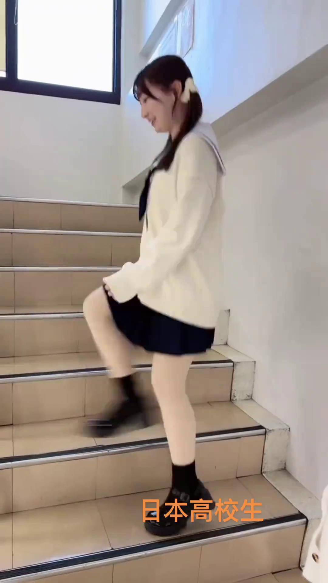 Ϧ