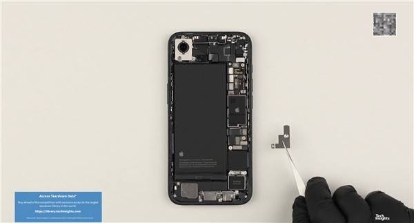 iPhone 16e拆解 外媒称自研基带是亮点