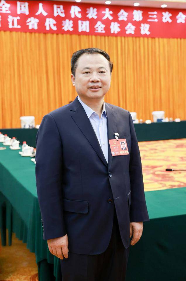 全国人大代表、天能控股集团董事长张天任:电轻摩管理存在“一刀切”现象,建议放宽上牌限制-人物资讯-资讯-头部财经