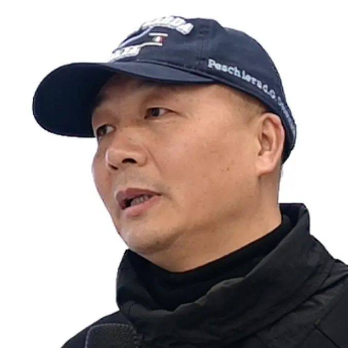 陈庆军由高校教授,行业专家和资深设计师组成的师资团队,从理论到实战