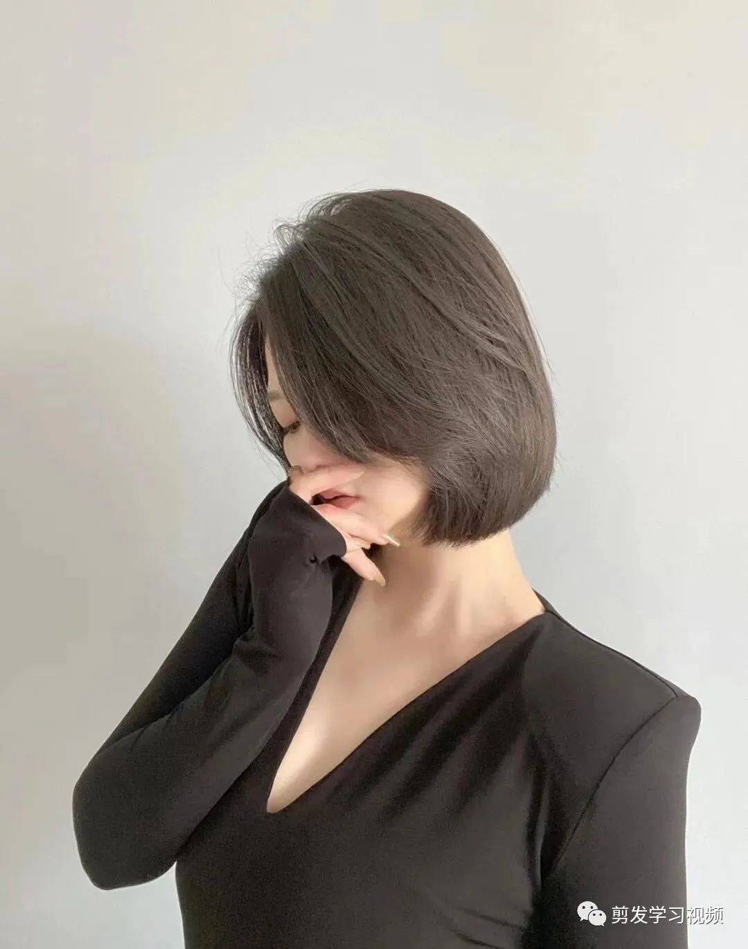 乖乖女短发好减龄