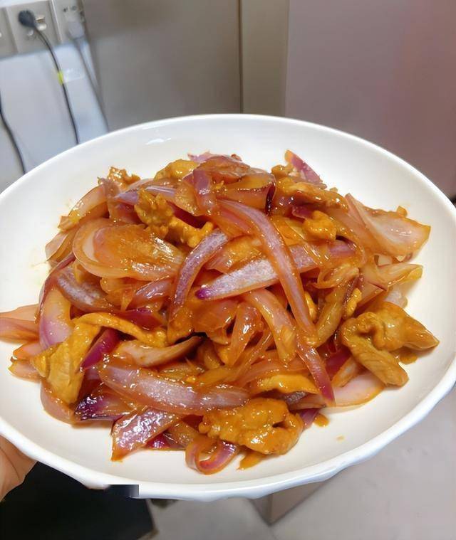 1. 适合老年人的四道健康美食，让你活力满满！，5. 四道美食助力老年人健康生活