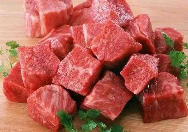 揭秘：导致脑血栓的常见食物“黑名单”