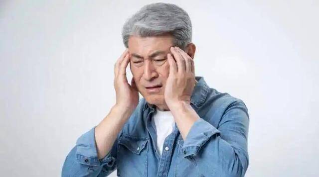 警惕！这些因素让冠心病悄悄找上门，揭秘冠心病：这些生活习惯正悄悄伤害你的心脏
