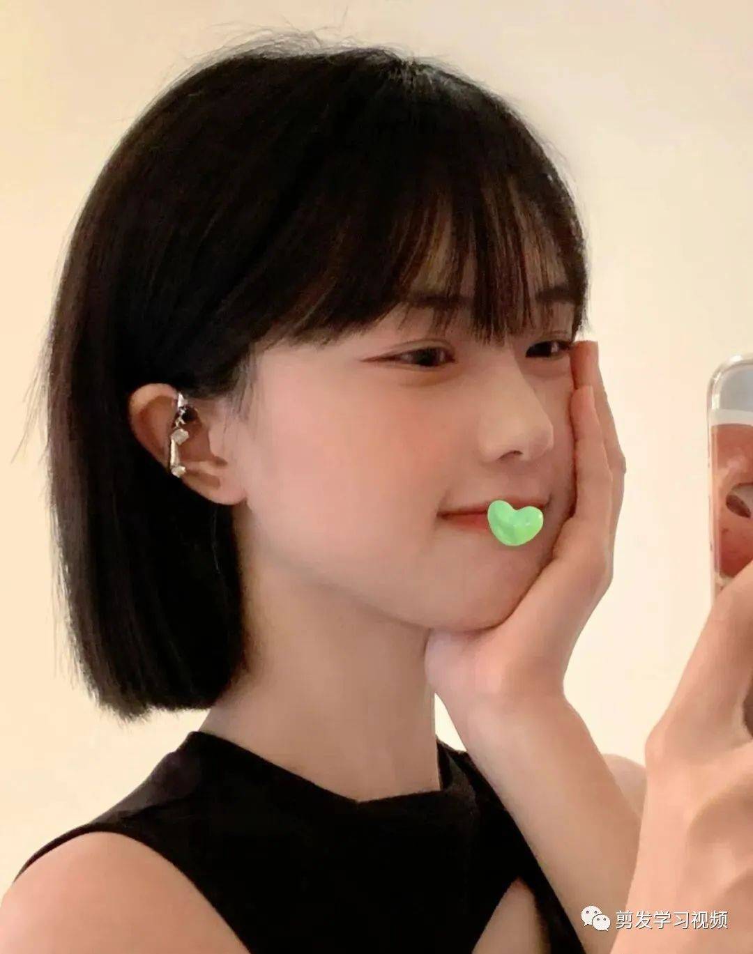 乖乖女短发好减龄