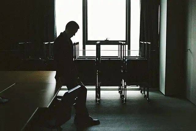 李斌挥刀：“下课”的艾铁成，输不起的乐道