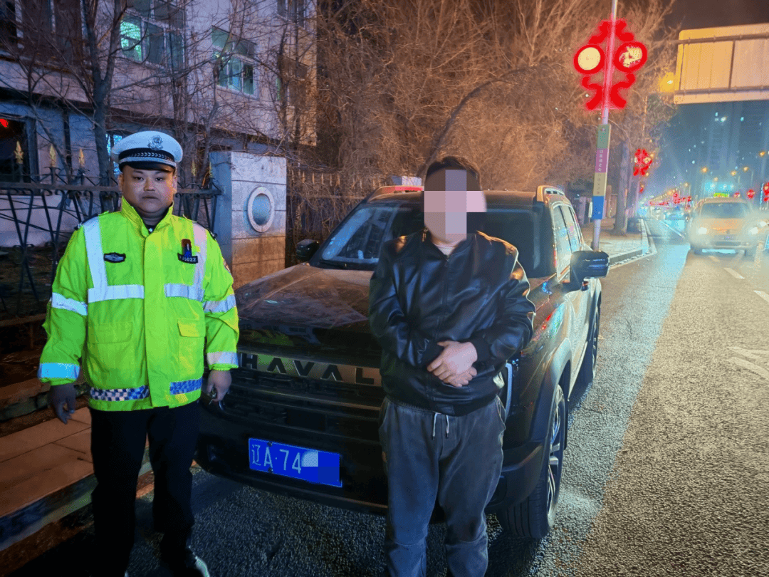 抚顺交警望花大队严查酒后驾驶必博注册(图2)