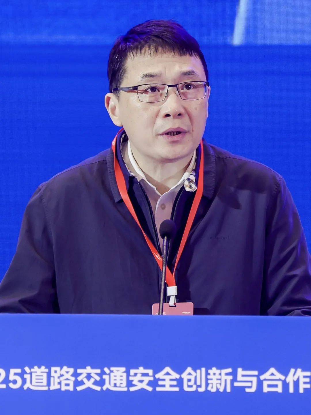 公安部交通管理局党委委员,副局长石勇,湖北省公安厅党委委员,副厅长