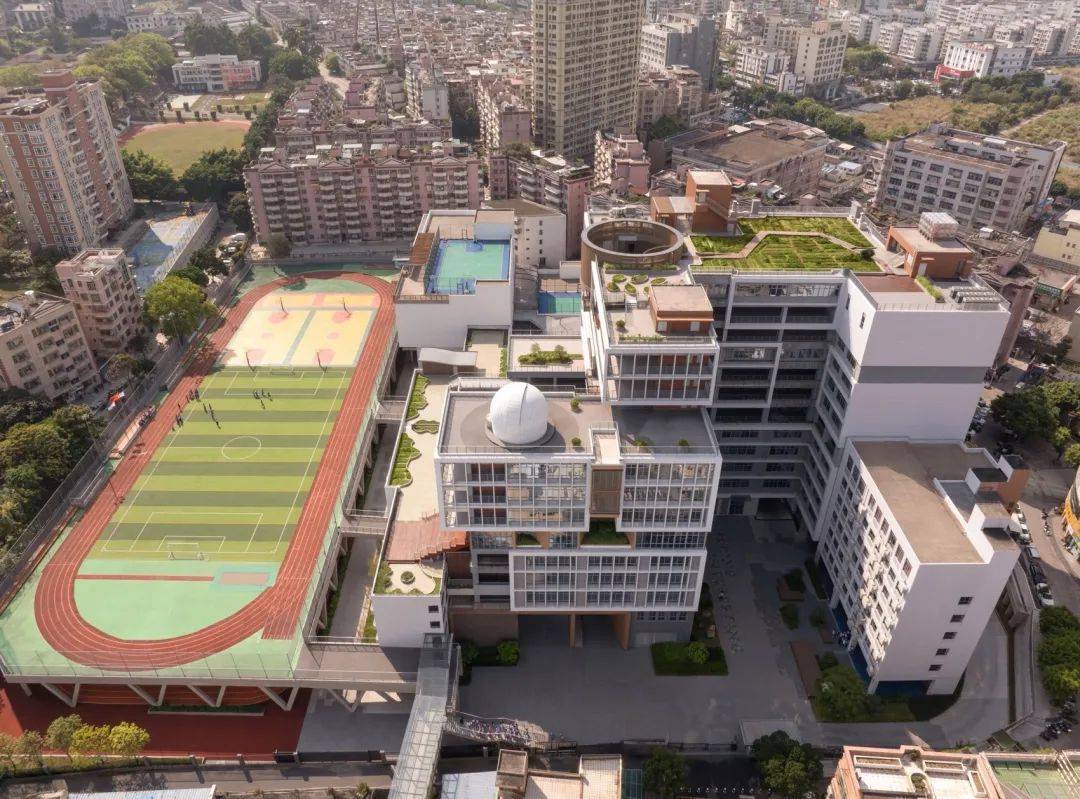 面积扩大三倍的高密度校园改造,深圳龙岭学校