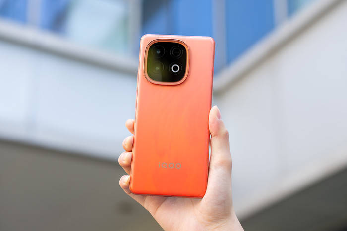 iQOO Z10 Turbo Pro上手体验：黄金续航组合，居然这么耐用！
