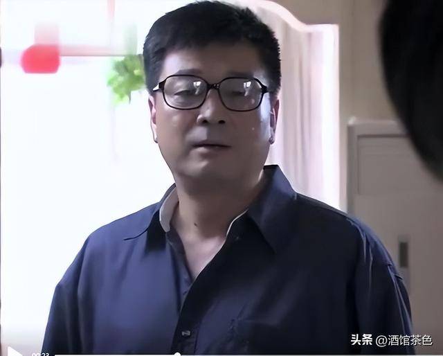 陈逸恒现状:71岁略显老,妻子继女对他很好,没有亲生孩子也幸福