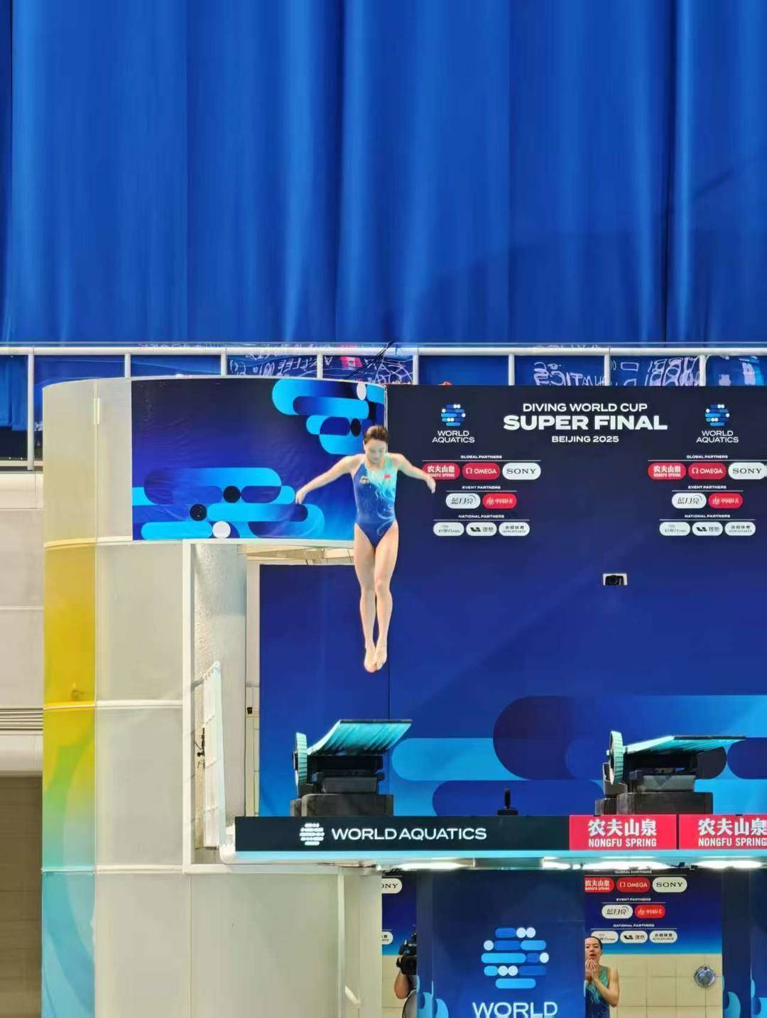 00后四川自贡籍运动员陈佳 夺得跳水世界杯女子三米板冠军