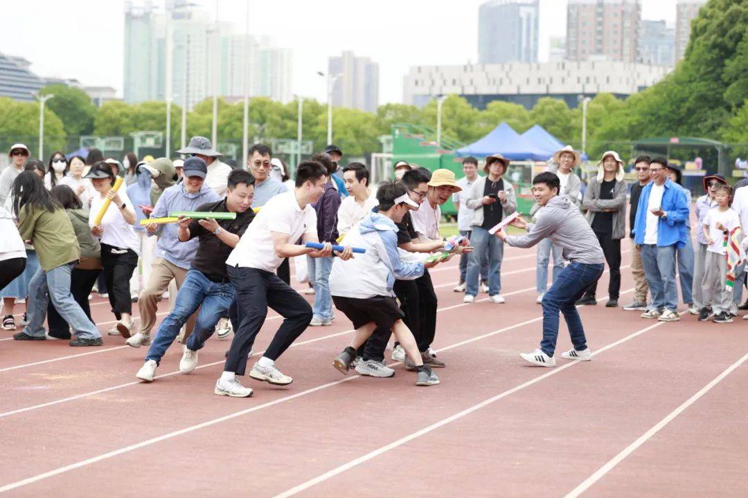 春风激扬展活力 团队协作显风采 ——我校成功举办2025教工