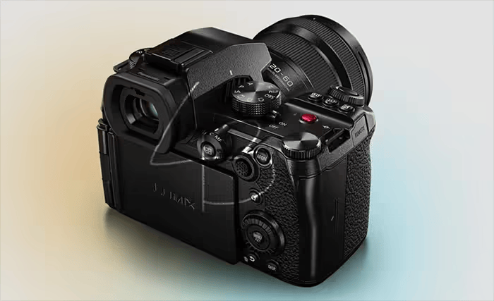 曝松下Lumix S1IIE相机即将推出 定价约2.28万元人民币