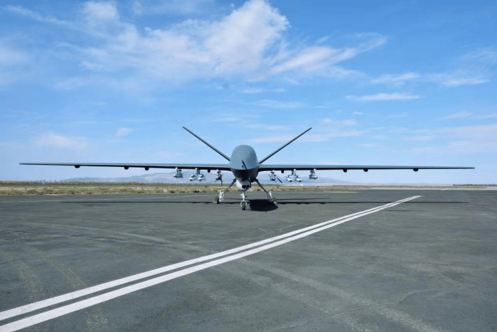 我国航空轮胎关键材料与技术领域取得重大突破：改变行业历史，采用仿生合成橡胶
