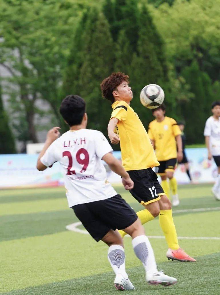 包含大学足球的词条 包罗
大学足球的词条 足球