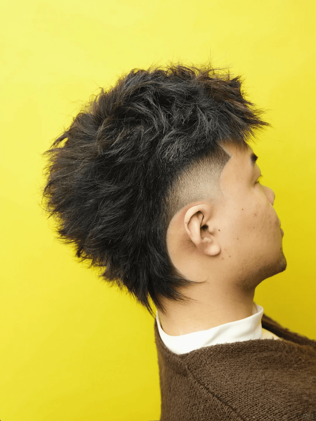 狼尾发型的百搭,飘逸不羁,简直就是行走的荷尔蒙