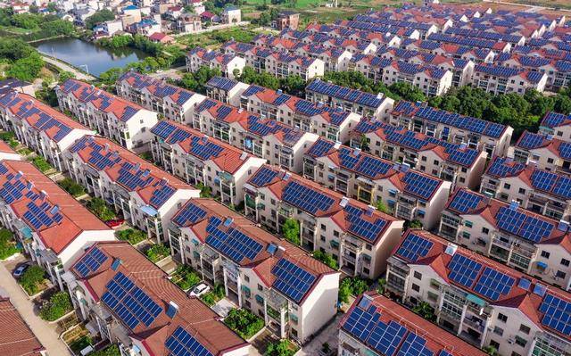 正泰集团入选2025《财富》中国ESG影响力榜单：​​从场景走向生态的业务可持续