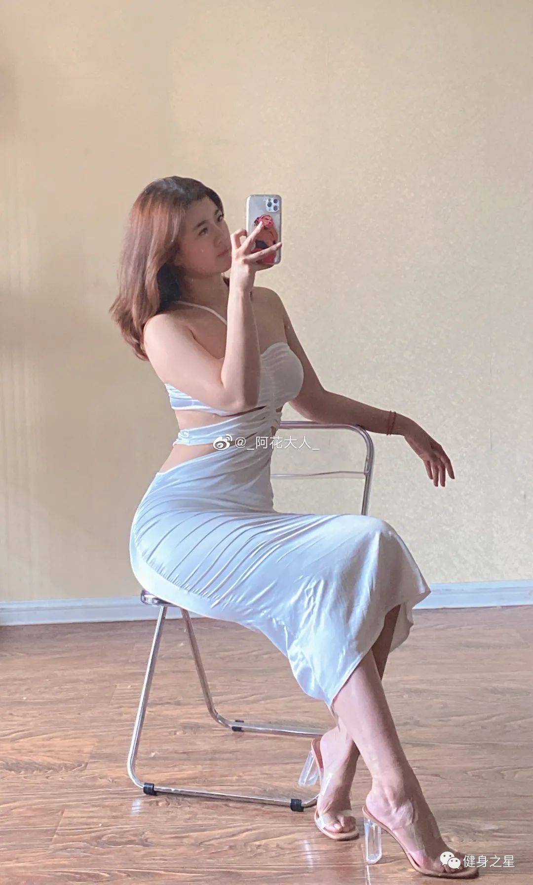 140斤"多肉女神"有多撩?这位小姐姐美到让我尖叫!