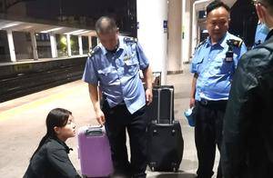 惊险3分钟!火车站上演生死救援,河南这个护士挺身而出……_龙琪_患者_信阳