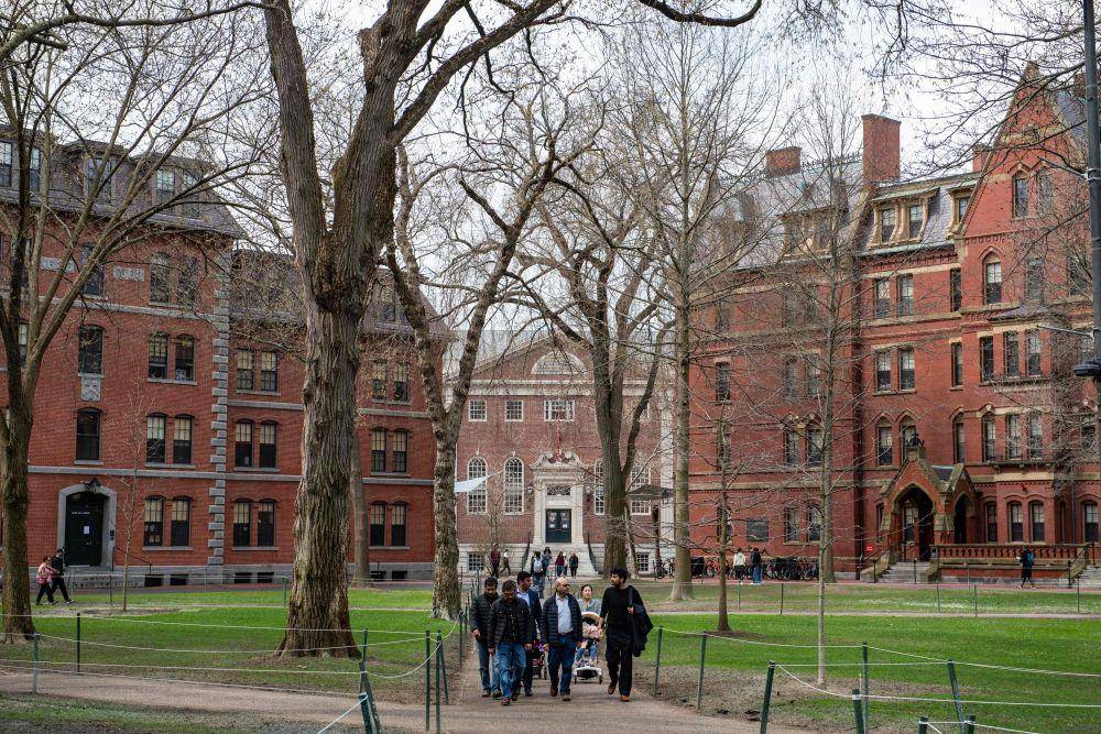 图片[3]-哈佛被禁招国际学生，现有近7000名留学生怎么办？ -华闻时空