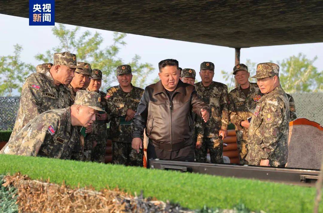 金正恩：炮兵部队具备实战能力
