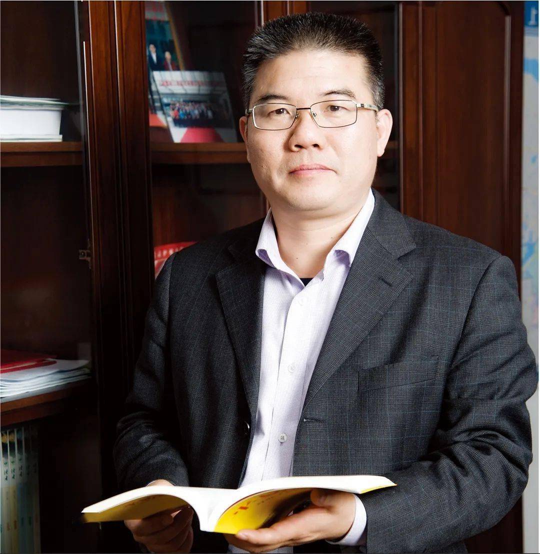洪凯:家国情怀担使命 文化艺术耀人生