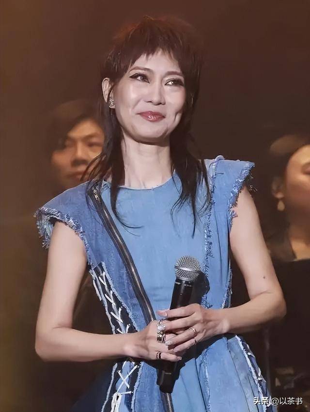 三位香港艺人妄图内地捞金，全面遭抵制，演唱会取消，究竟为何？
