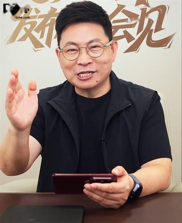 余承东晒华为 Pura 80 Pro 系列真机，展示其强大视频拍摄能力
