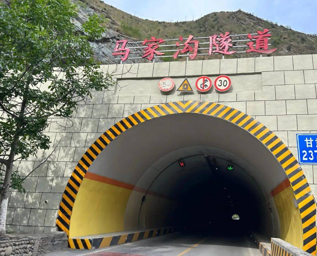 文县公路段:精准施策,守护隧道安全