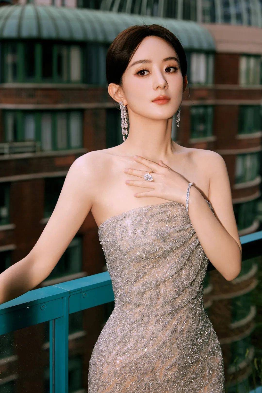 赵丽颖回踩造型师?李昀锐孟子义闹掰了?蒋依依退圈?姨太问答