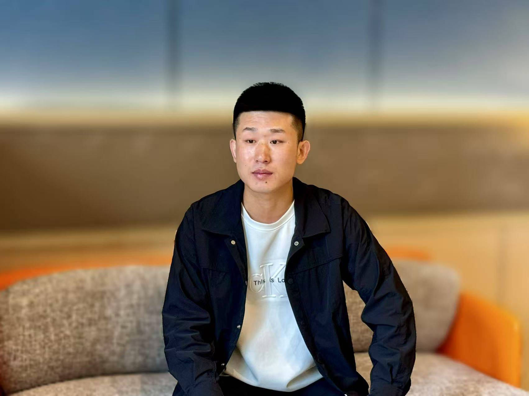 为救子入狱的父亲	，走不出失掉儿子的哀痛