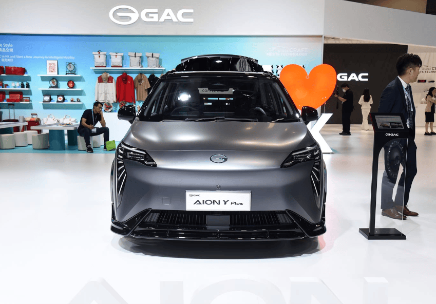 AION Y Plus新车上市，10万内标配CarLink，这性价比真香吗？