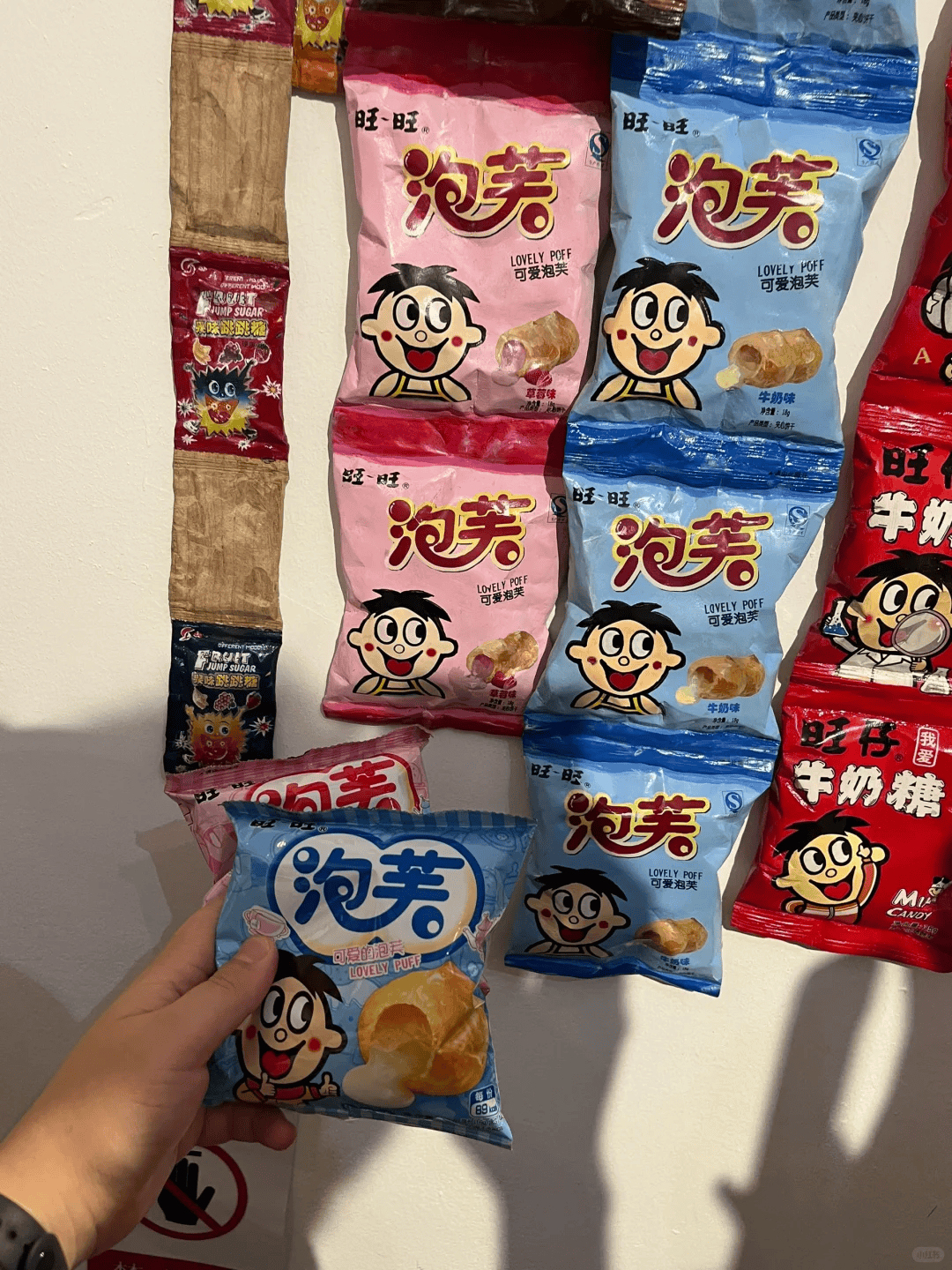 四川美院毕业展现刷屏艺术品，木雕油画引全