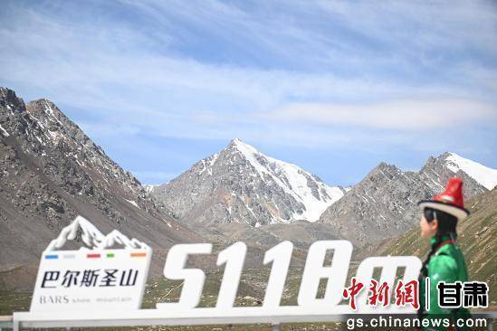 _张掖的雪山_新闻综合频道人文张掖
