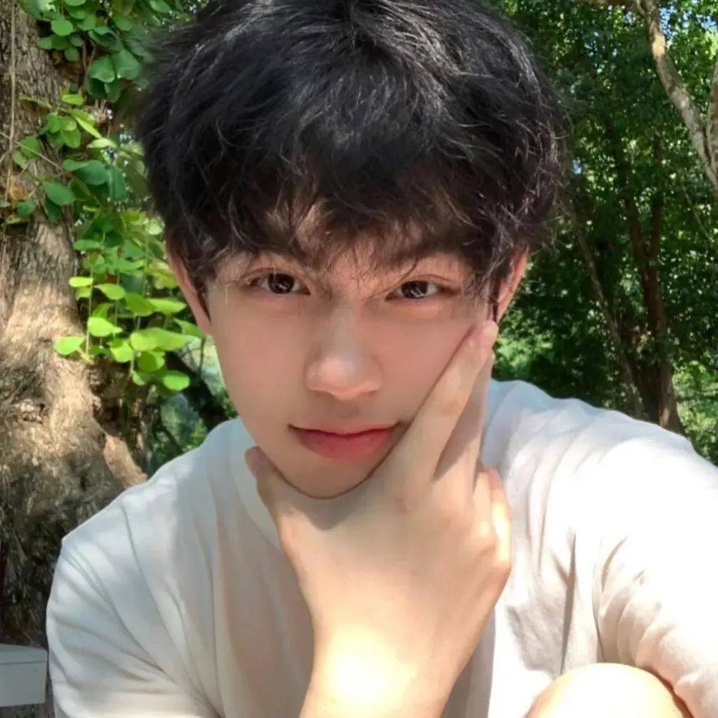 男头丨男生头像高清无水印