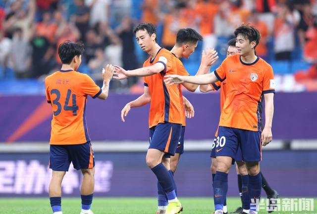 来吧今天妈让你c个够:全华班海牛2：1险胜中乙领头羊，晋级足协杯八强