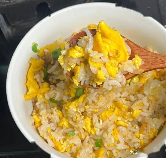 颗粒分明米饭_颗粒分明的炒饭_
