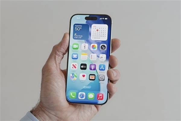 最激进的苹果手机！曝20周年iPhone迈入真全面屏时代