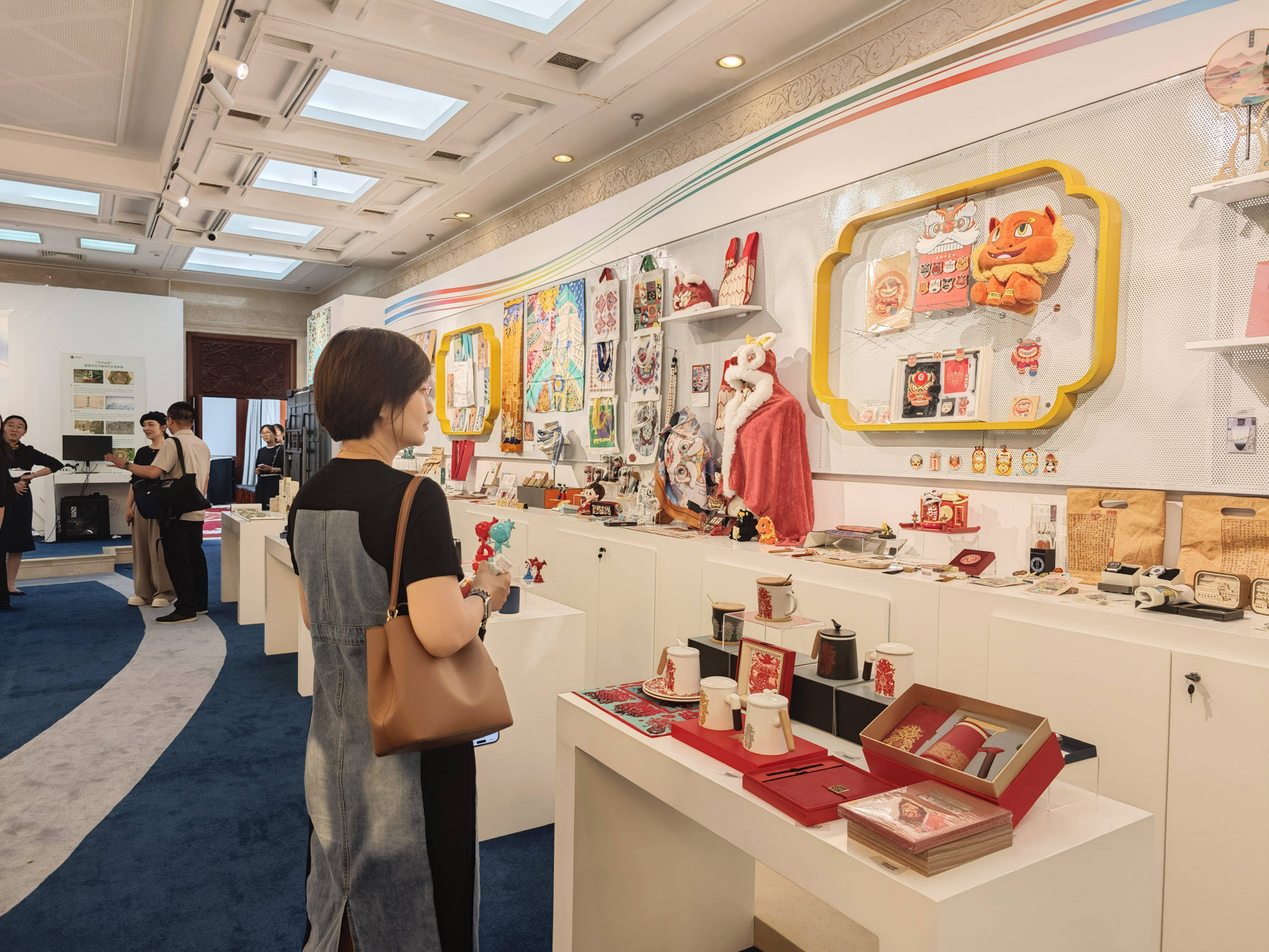 国潮文创从"有故事"到"会呼吸"