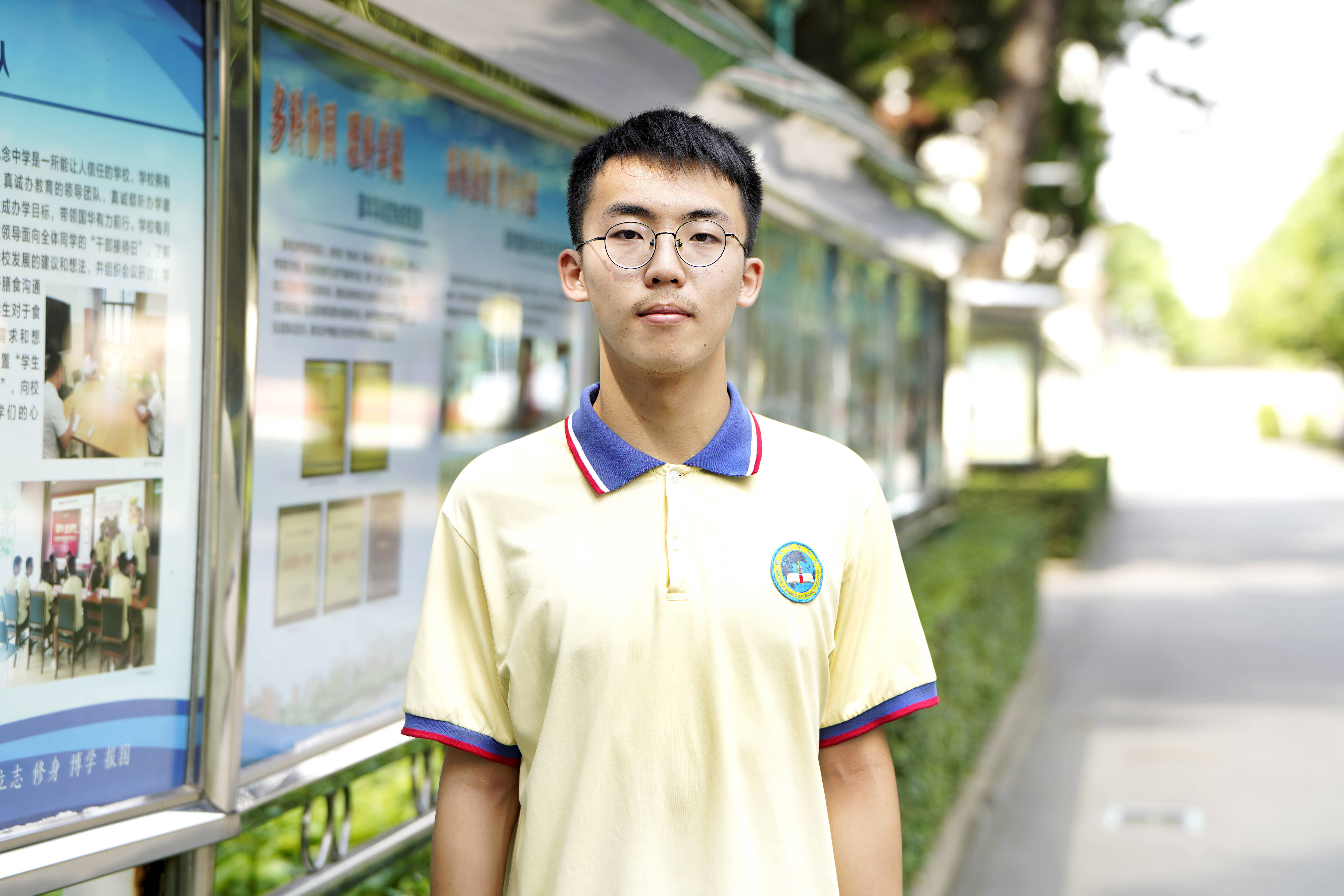 国华纪念中学优秀考生李俊哲学习梁文锋做技术至上的长期主义者