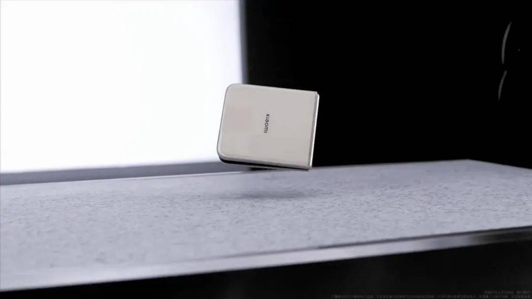 3分钟大定20万台，小米YU7用起来到底怎么样？